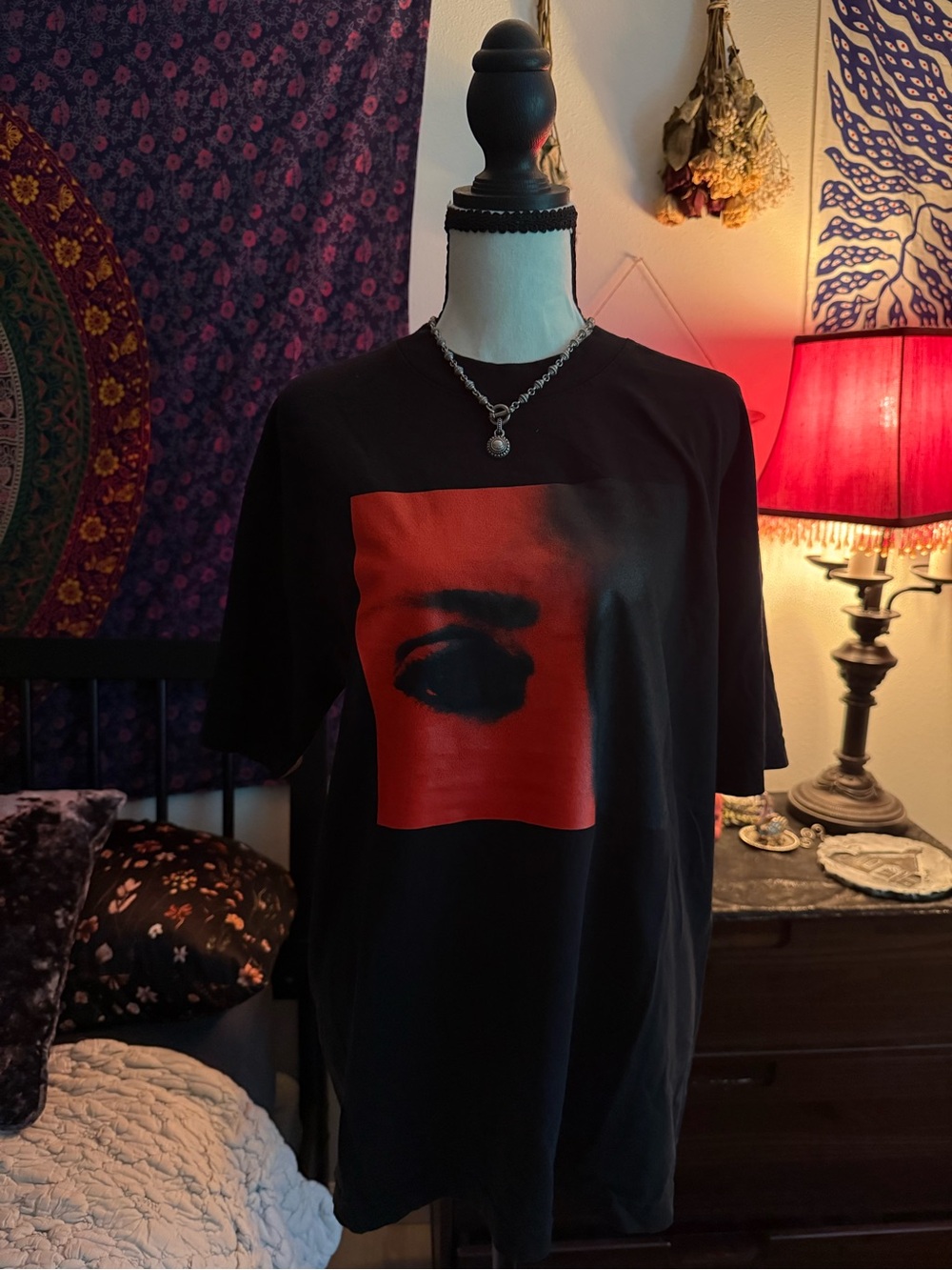 Miley Bass Persuades Tee